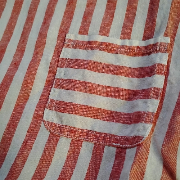 SALE‼️100% Linen Top - Picture 3 of 5